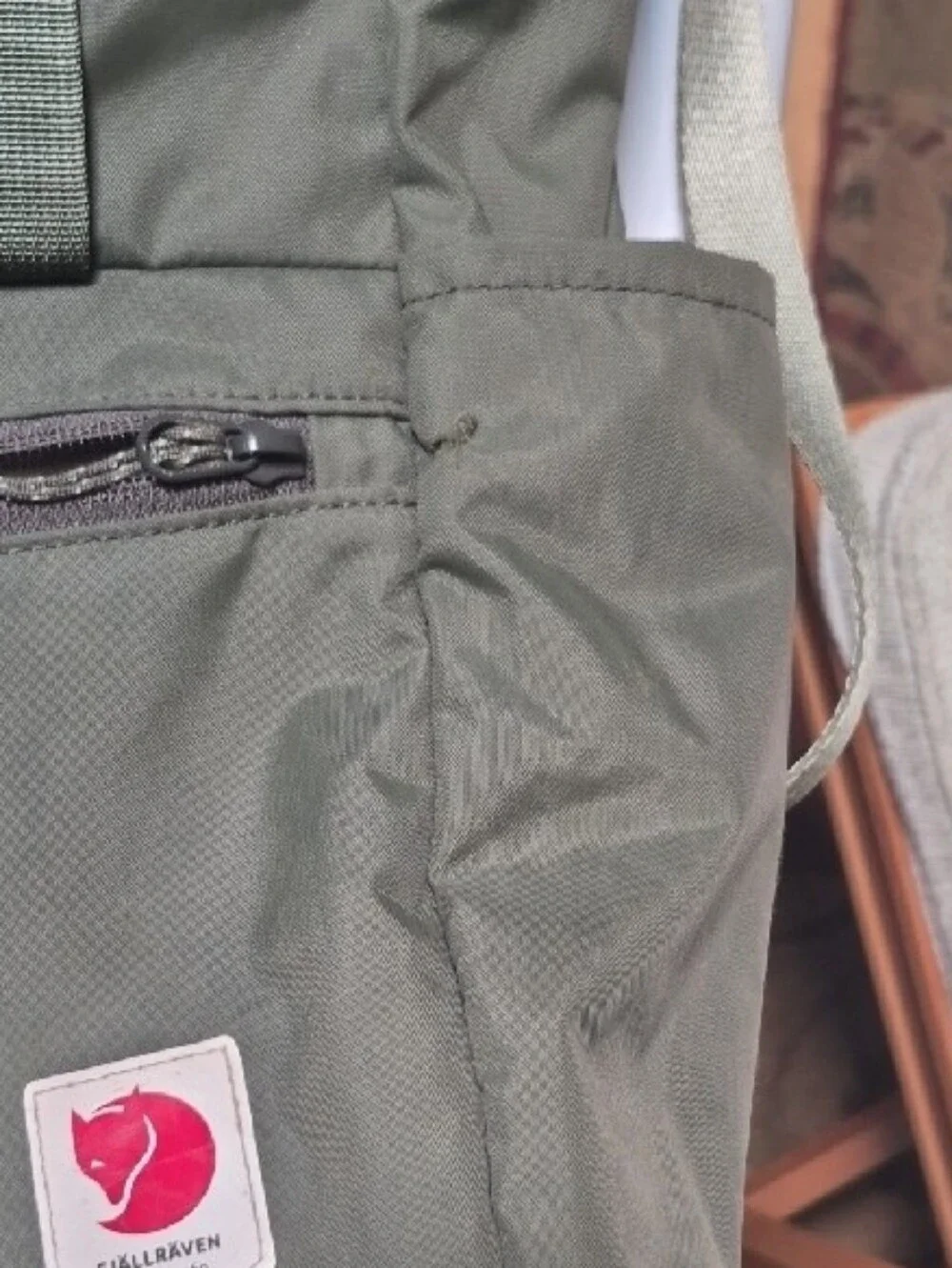 FJÄLLRÄVEN Olive Green Tote Bag with Shoulder and Back Strap